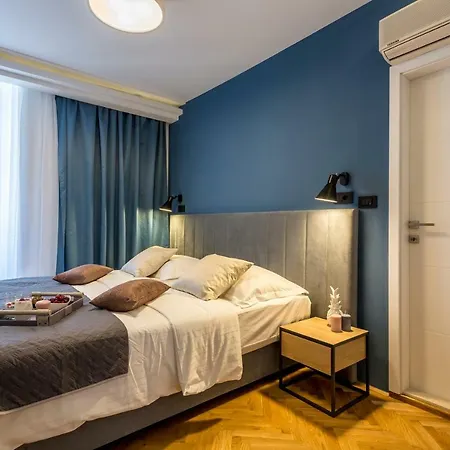 Central Rooms Split Maison d'hôtes 4*