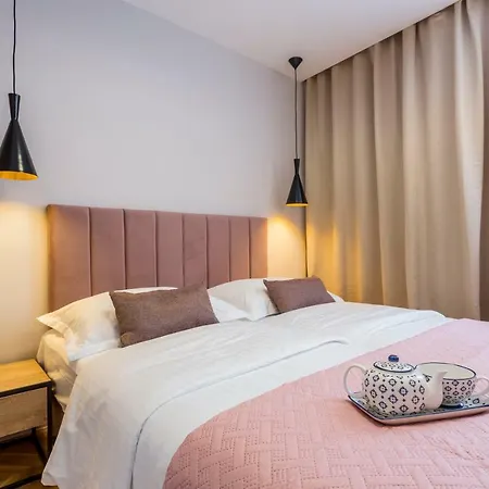 Central Rooms Split Pensionat 4*
