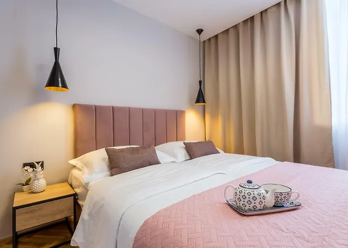 Central Rooms Split Maison d'hôtes 4*